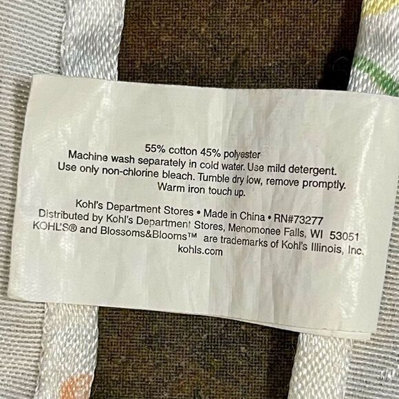 Blooms & Blooms Floral Cloth Napkins Set of 3 - Picture 8 of 14